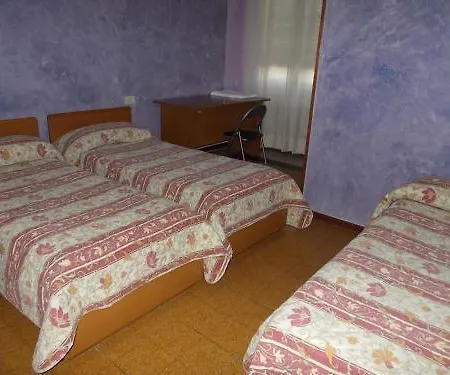 Hotell Stazione 2*